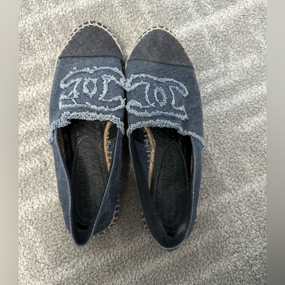 CHANEL Interlocking CC Logo Raw-Edge Trim Espadrilles